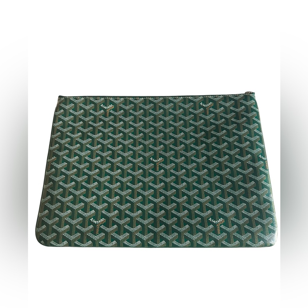 GOYARD LARGE POUCH like new with Box